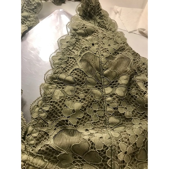 Lace bralette - Picture 3 of 3